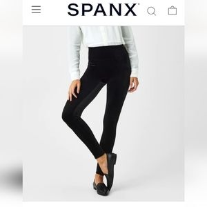 New Spanx Black Velvet Leggings XS NWT